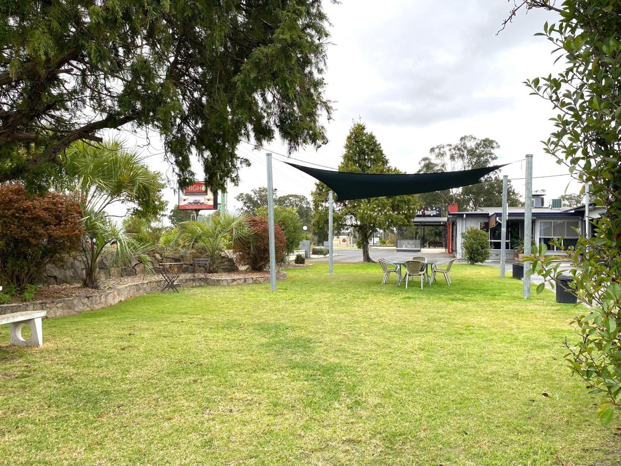 High Street Motor Inn Stanthorpe Exterior photo