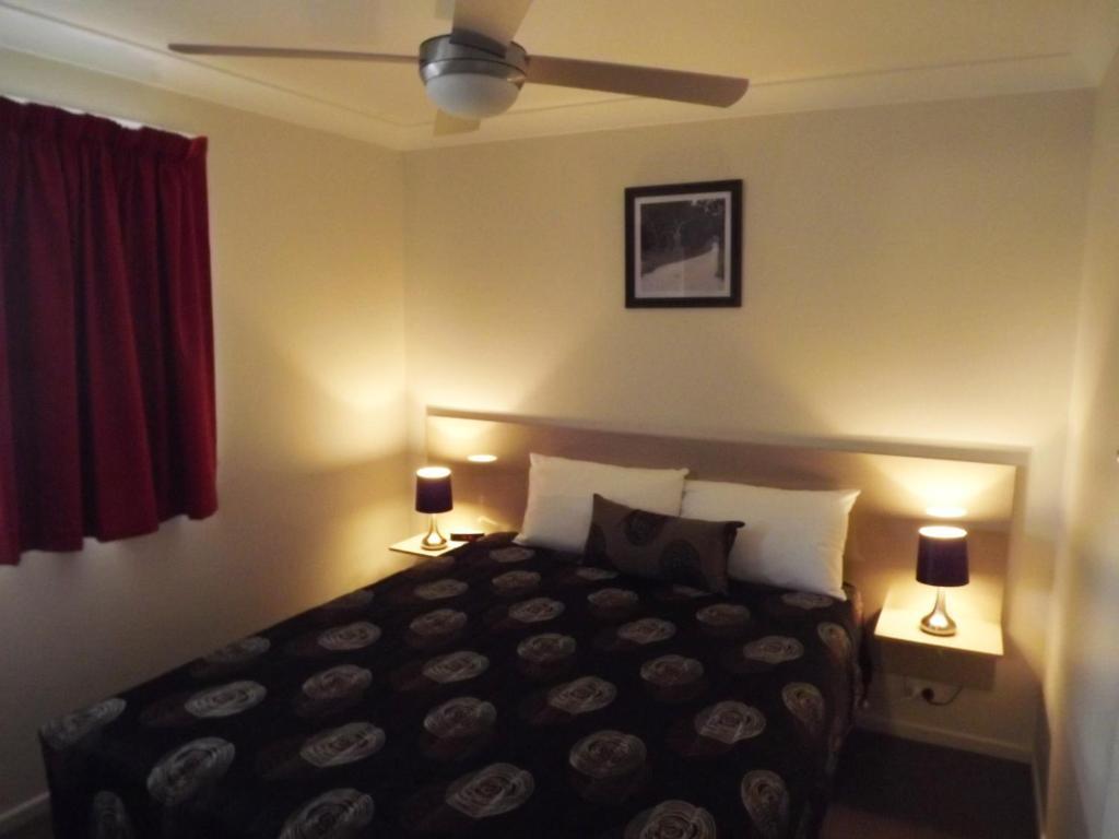 High Street Motor Inn Stanthorpe Room photo